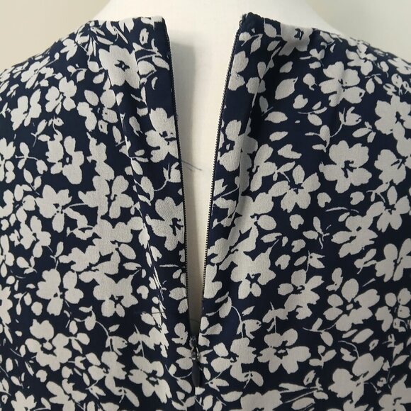 Lauren Ralph Lauren Ruffle Tiered Hem Blue & Light Gray Floral Midi Dress Sz 12 - Picture 5 of 9